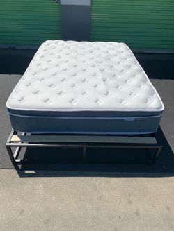 Full Size Platform Bed
