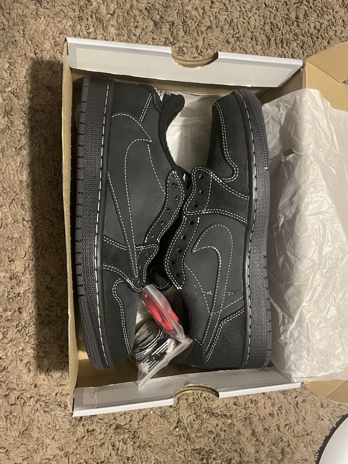 Travis Scotts Jordan 1 OG Black Phantom