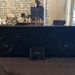 2 10” Rockford P2s subs With 500W Amp And Truck Box . 