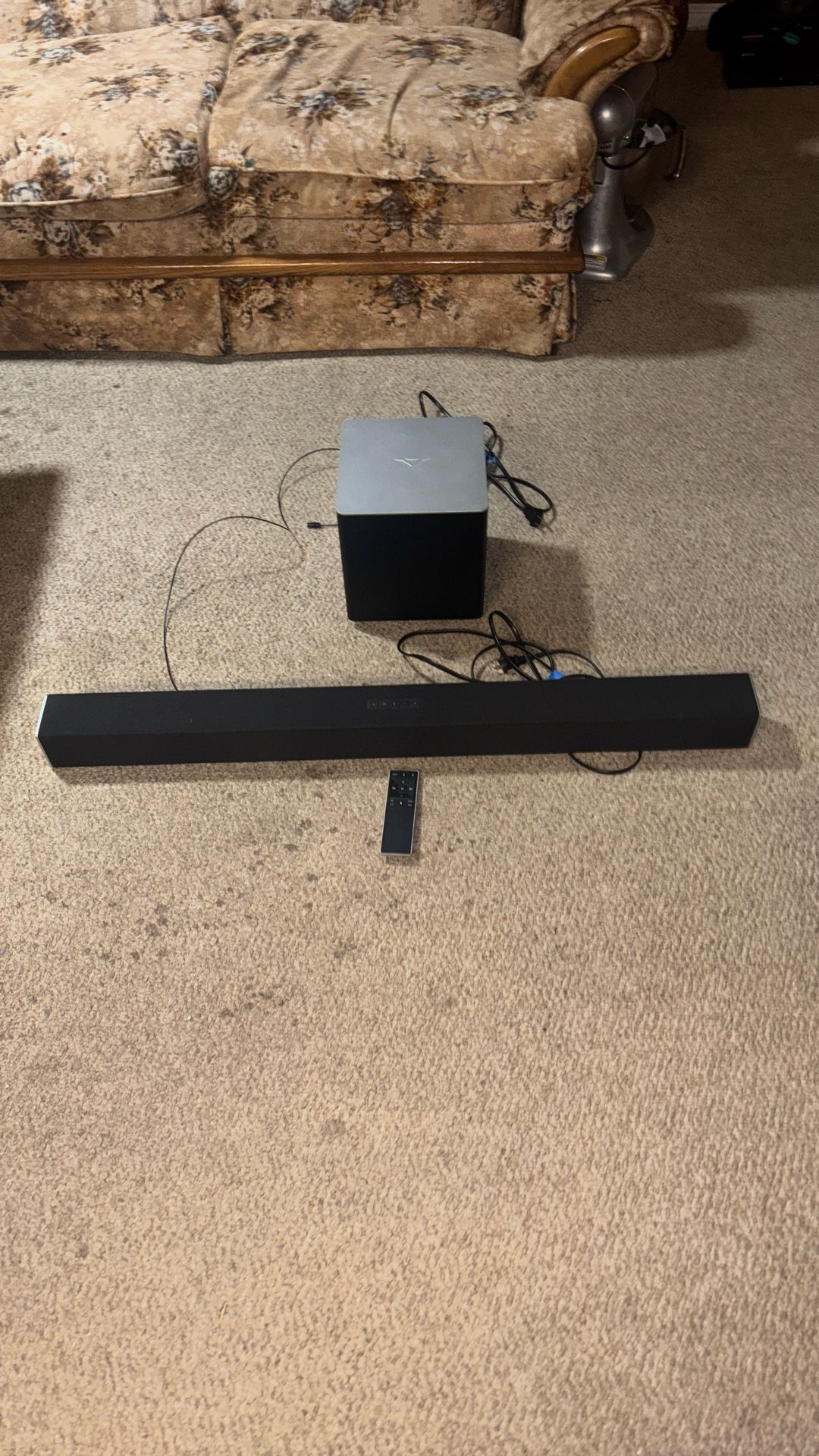 VIZIO Barra de sonido para TV con subwoofer inalámbrico, barra de sonido de audio para el hogar 2.1 con Bluetooth 38" SB3821-C6