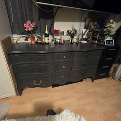 FREE Dresser, Drawer FREE