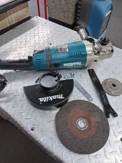 Makita Grinder