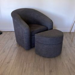 Swivel Chair with matching Ottoman