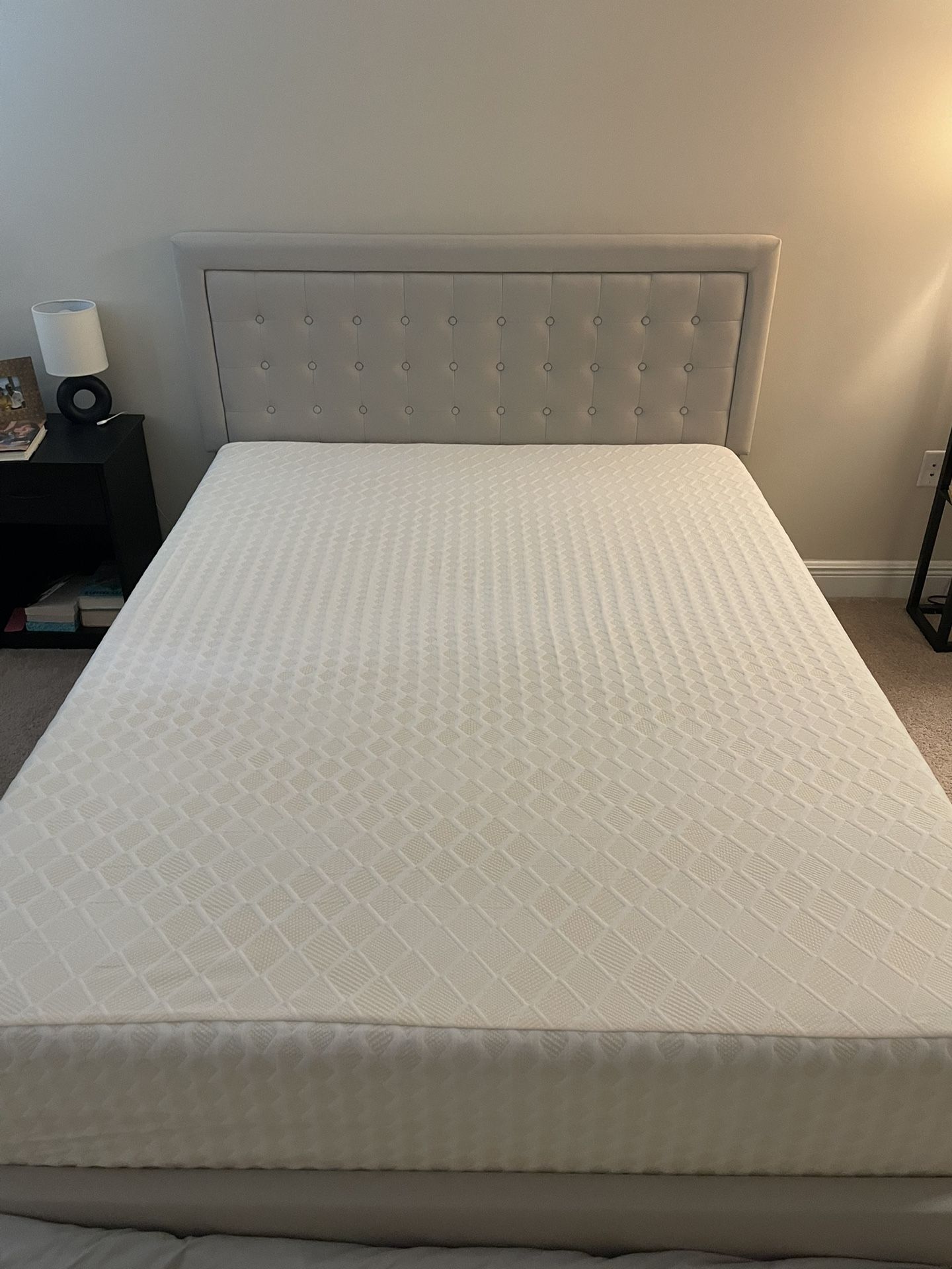 Mattress + Bed Frame 