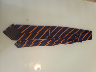 J.S. & Banks Co. 100% Silk Tie Like New