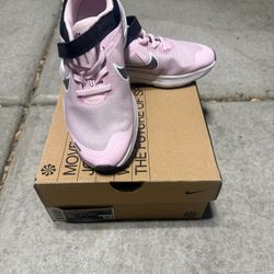 Nike Kids Sneaker Size 2.5 Pink Black New