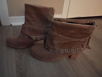 Brown Suede Heeled Boots with Lace Trim