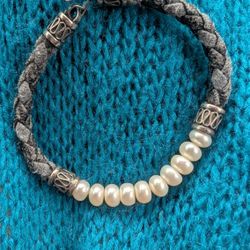Pearl Bracelet 