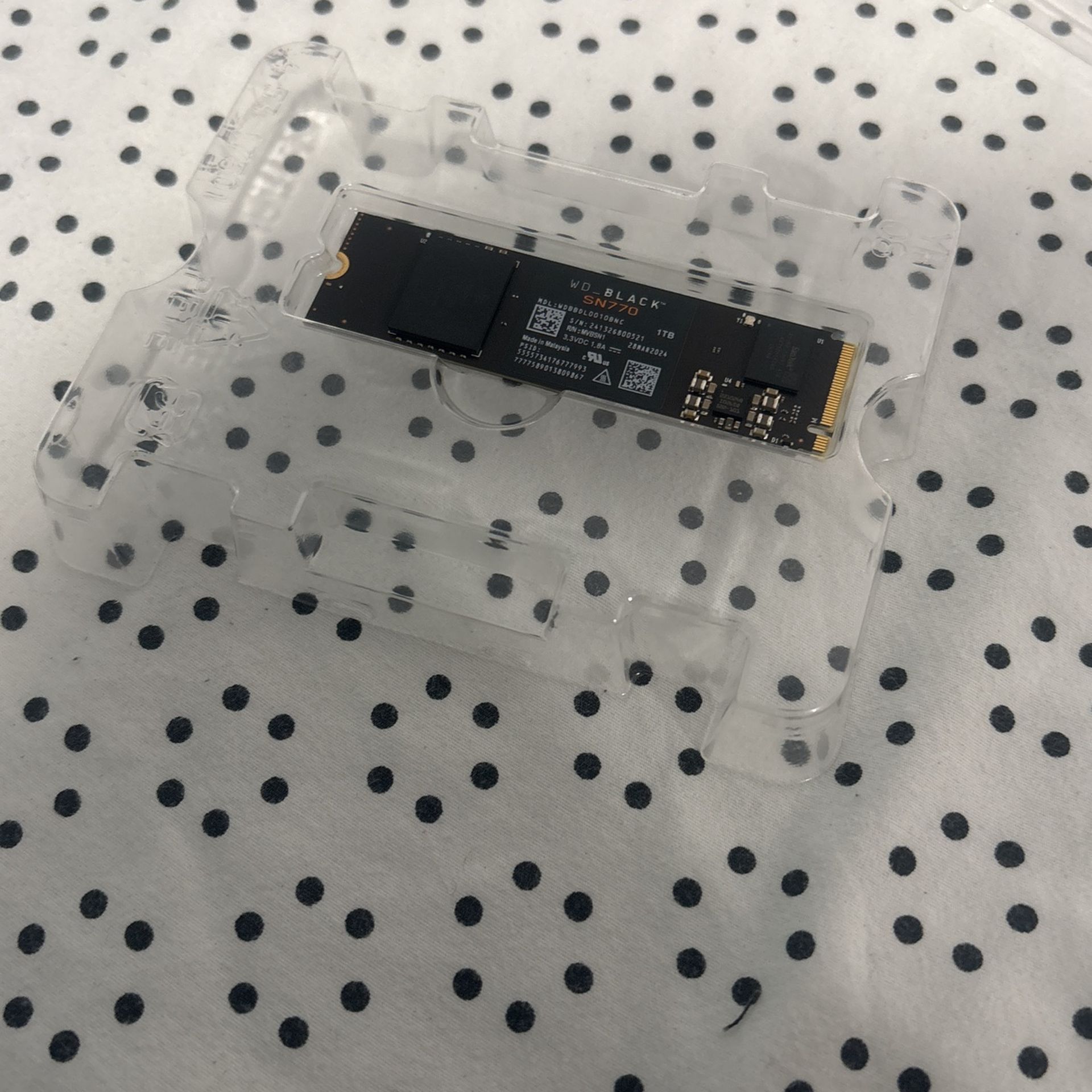 1TB SSD WD_BLACK SN770