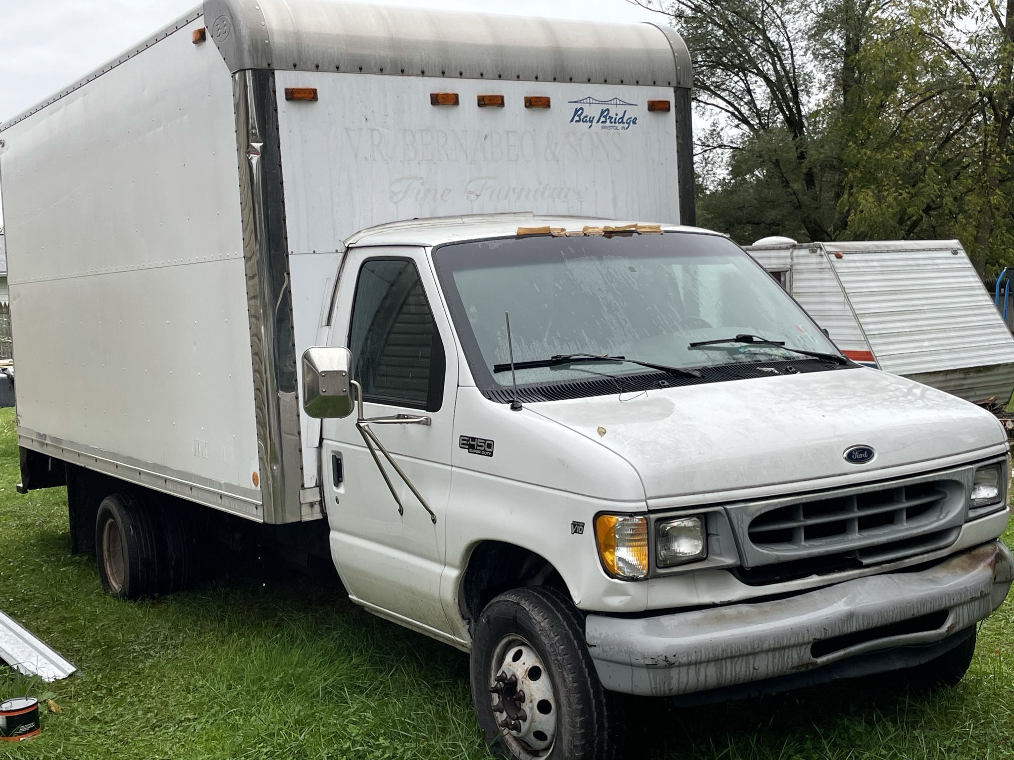 2000 Ford E-450