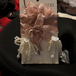 PINK RIBBON LACES AND PERAL SHOE CLIPS