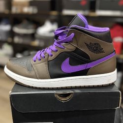 Air Jordan 1 Mid Palomino Size 9.5M