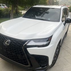 2025 Lexus LX700h F-Sport 