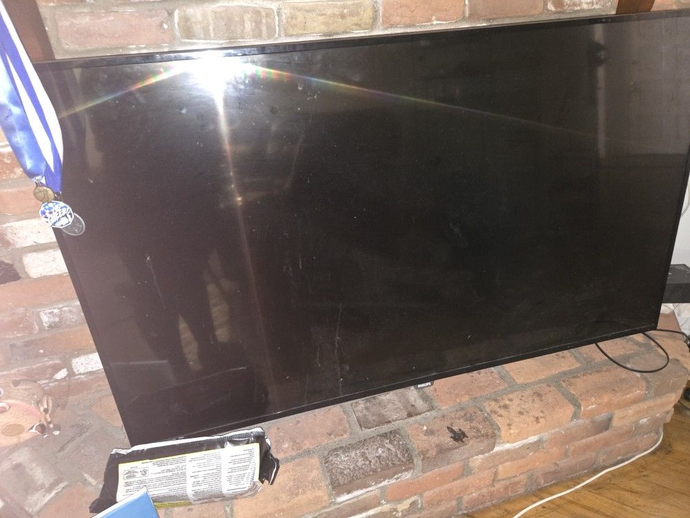 Free Tvs (2) 