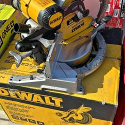 Dewalt 12in Double Bevel Miter Saw 