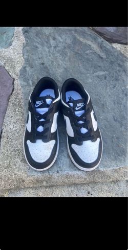 Used Nike Dunks