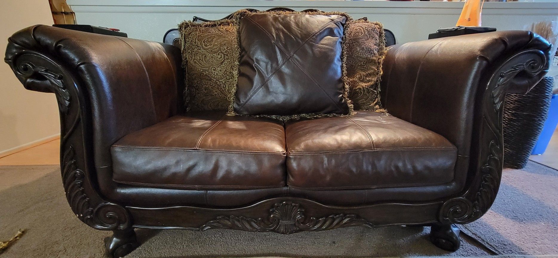 Sofa Love Seat 