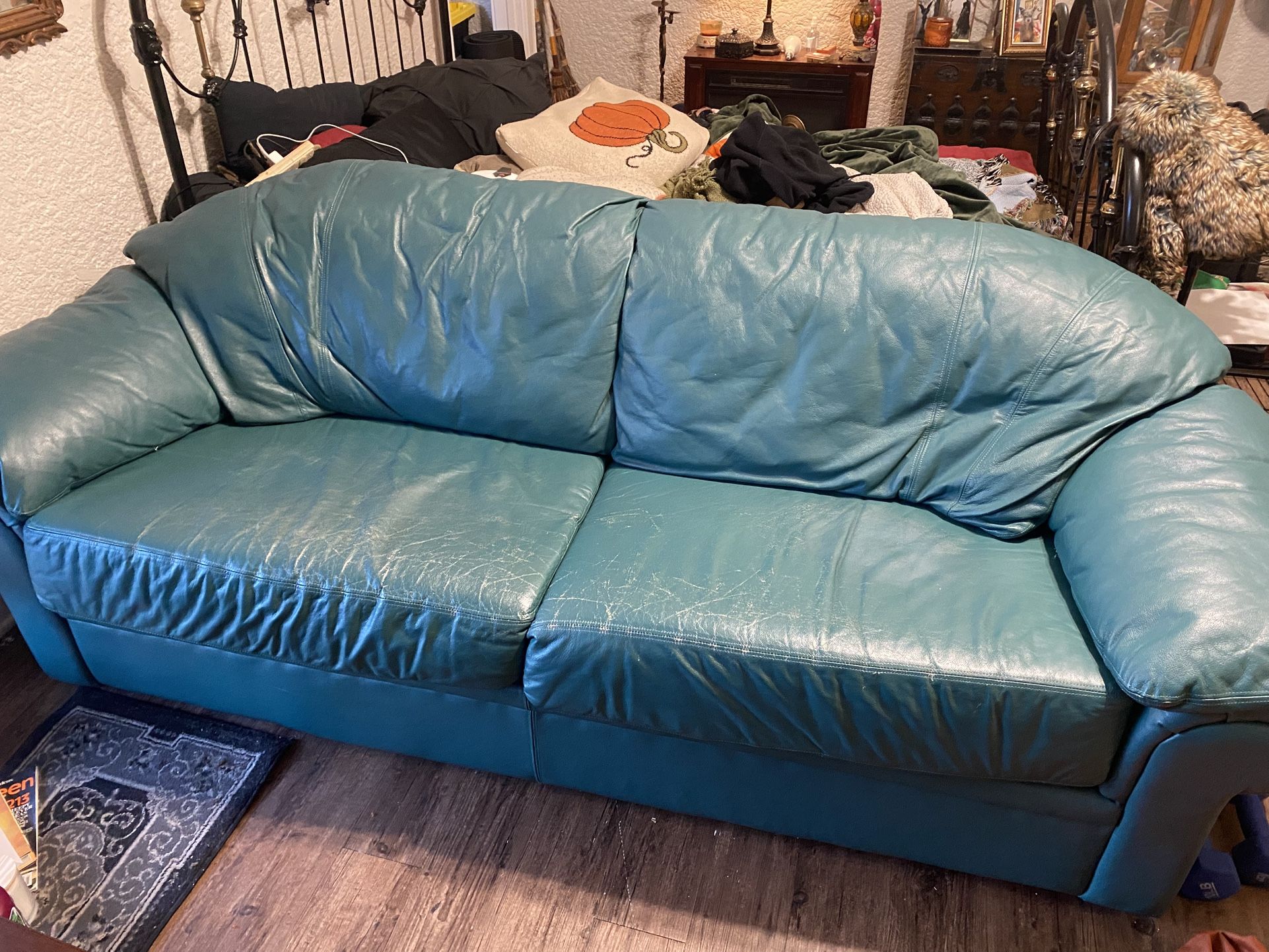 Green Leather Sofa And Chair Combo