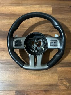 Dodge charger 12-14 srt8 steering wheel