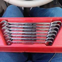 Snap-On  Ratcheting Wrench Set Standard