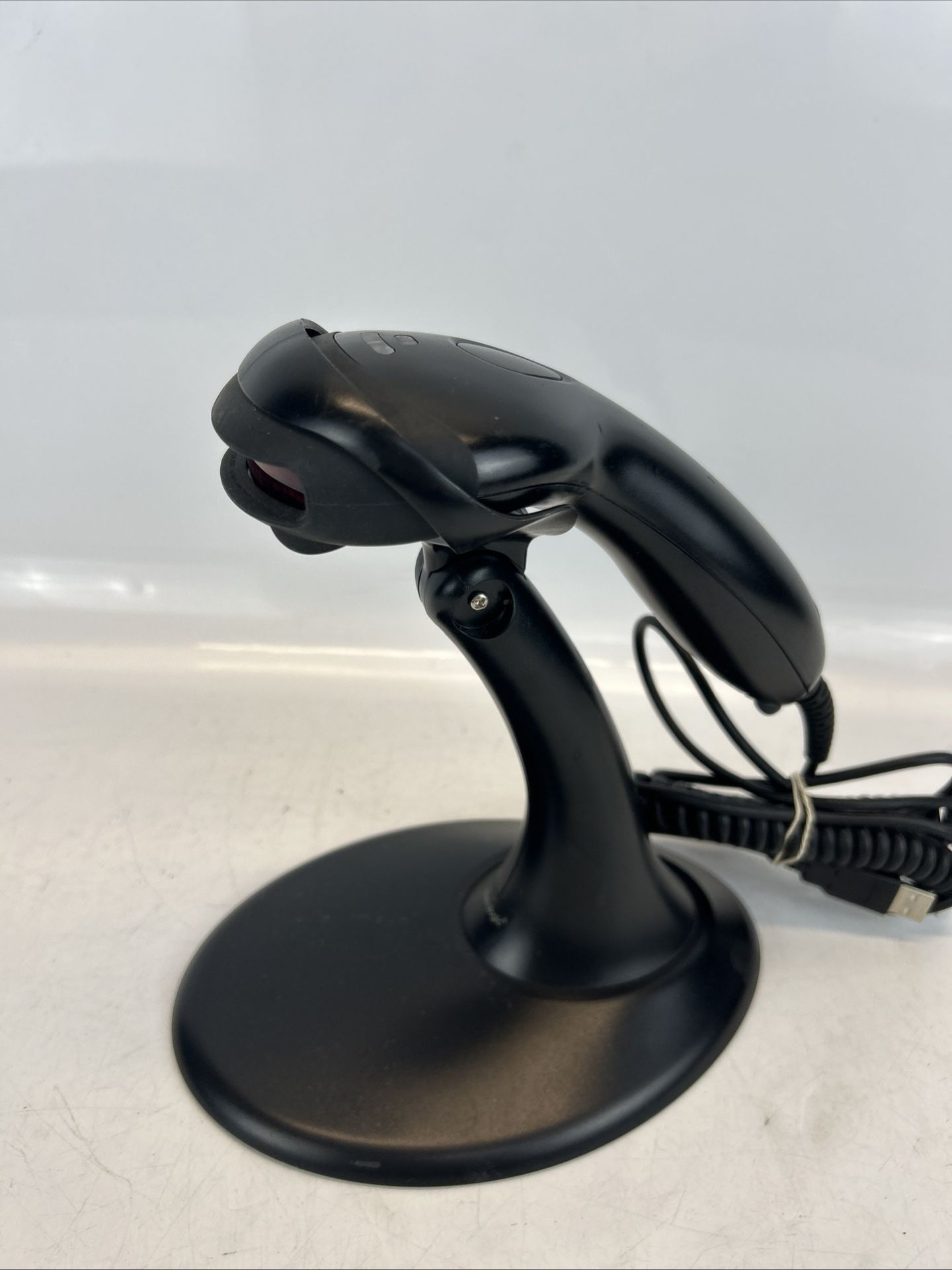 Black Metrologic MS 9520 Voyager Serial RS-232 Barcode Scanner w/ Stand & power