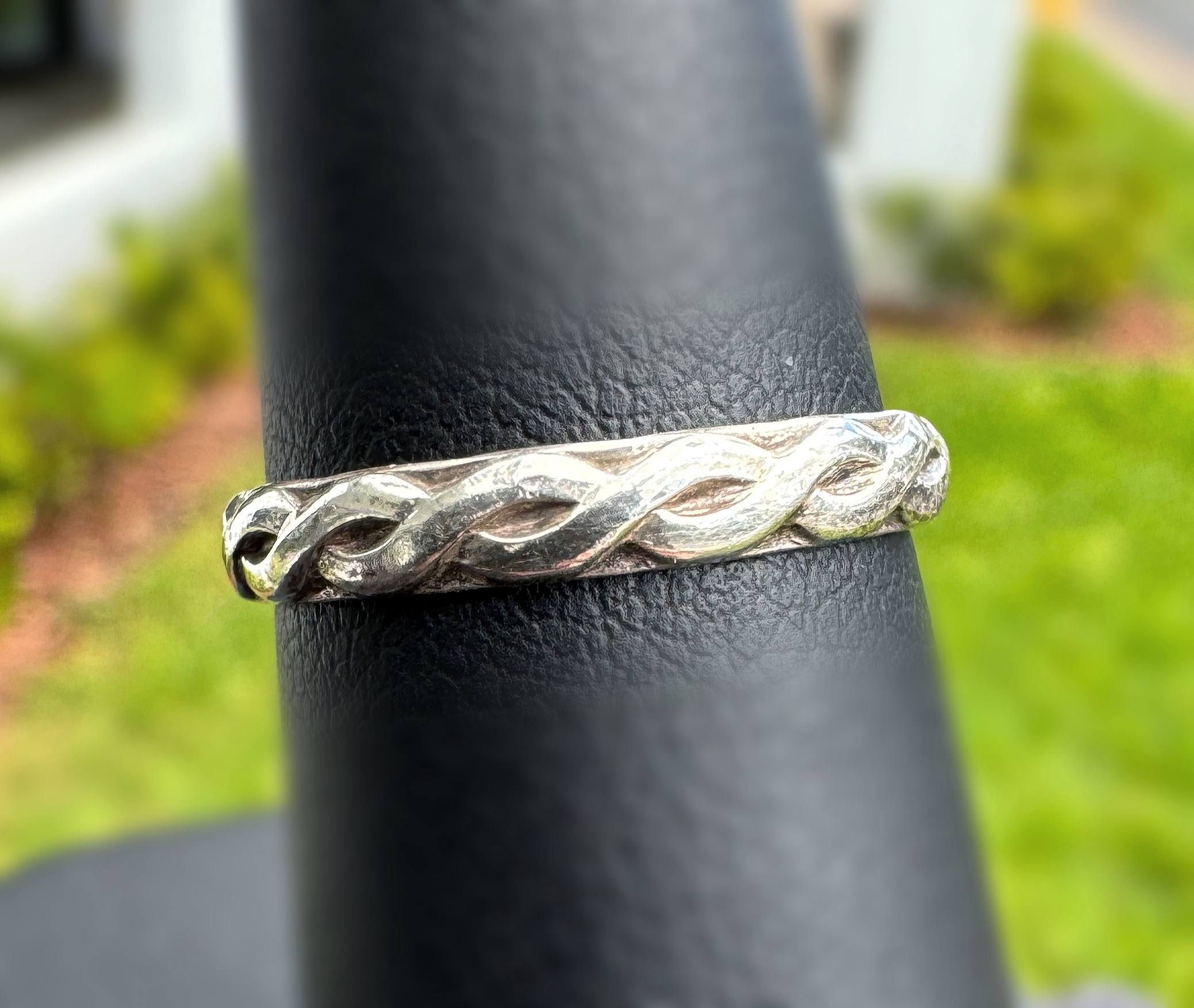 Jewelry .925 sterling silver wedding band wave shape Ring size 7.00