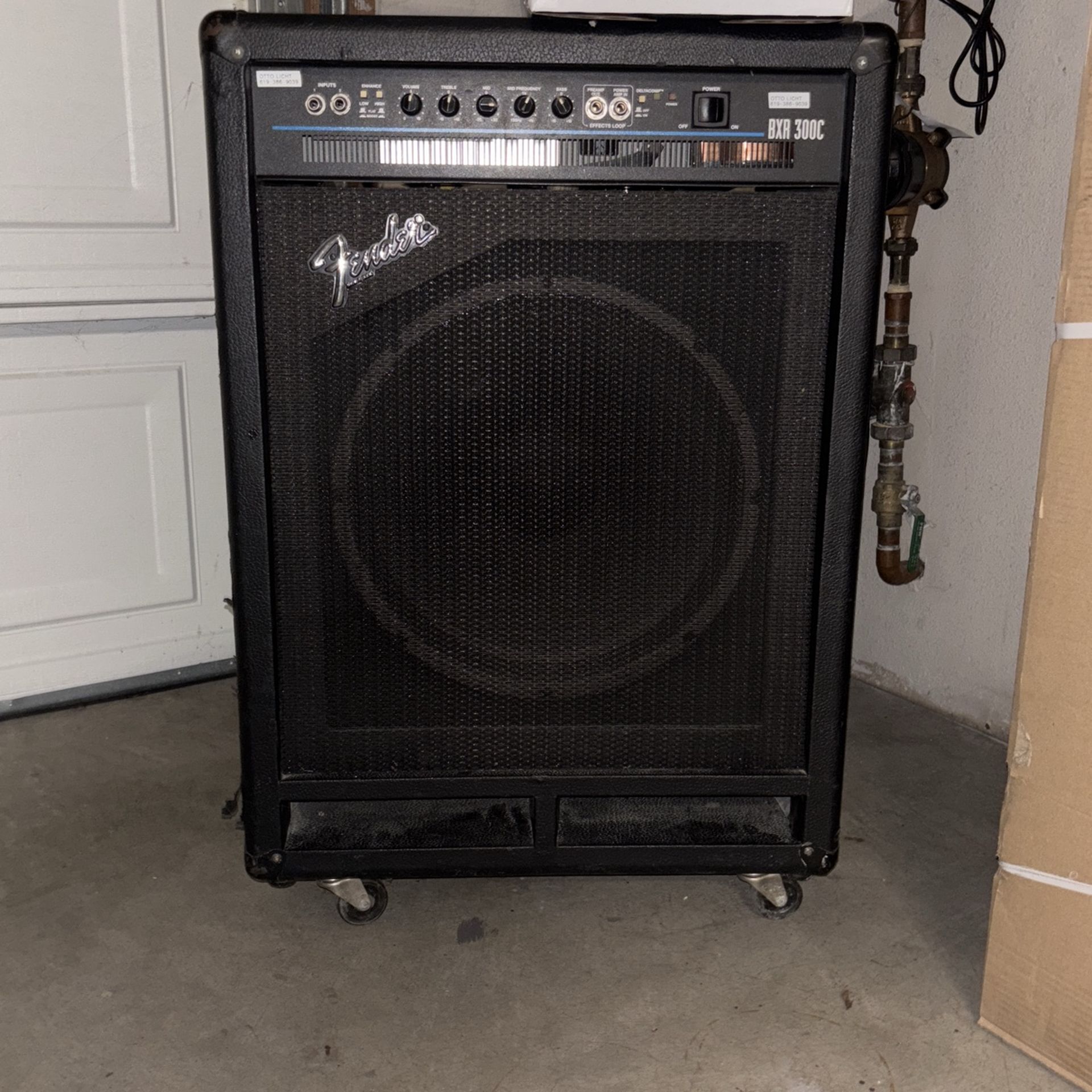 fender bxr300c