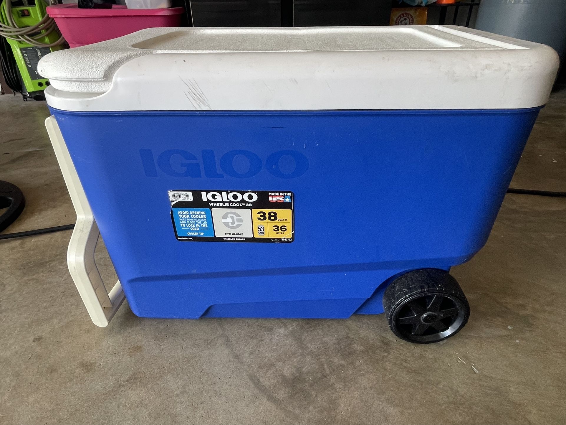 Igloo Wheelie Cool 38 Quart Cooler