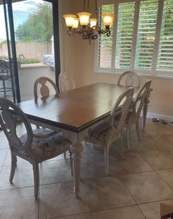 Dining Table and 6 Chairs