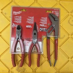 Milwaukee 3pc Comfort Grip Pliers Set