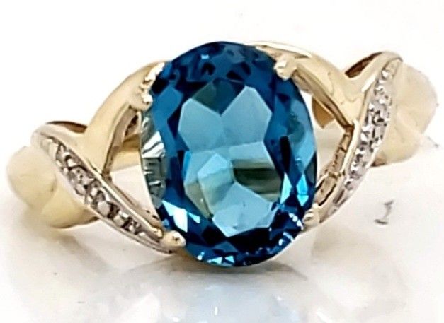 Vintage 10kt Gold Blue Topaz Diamond Ring Sz  9.75
