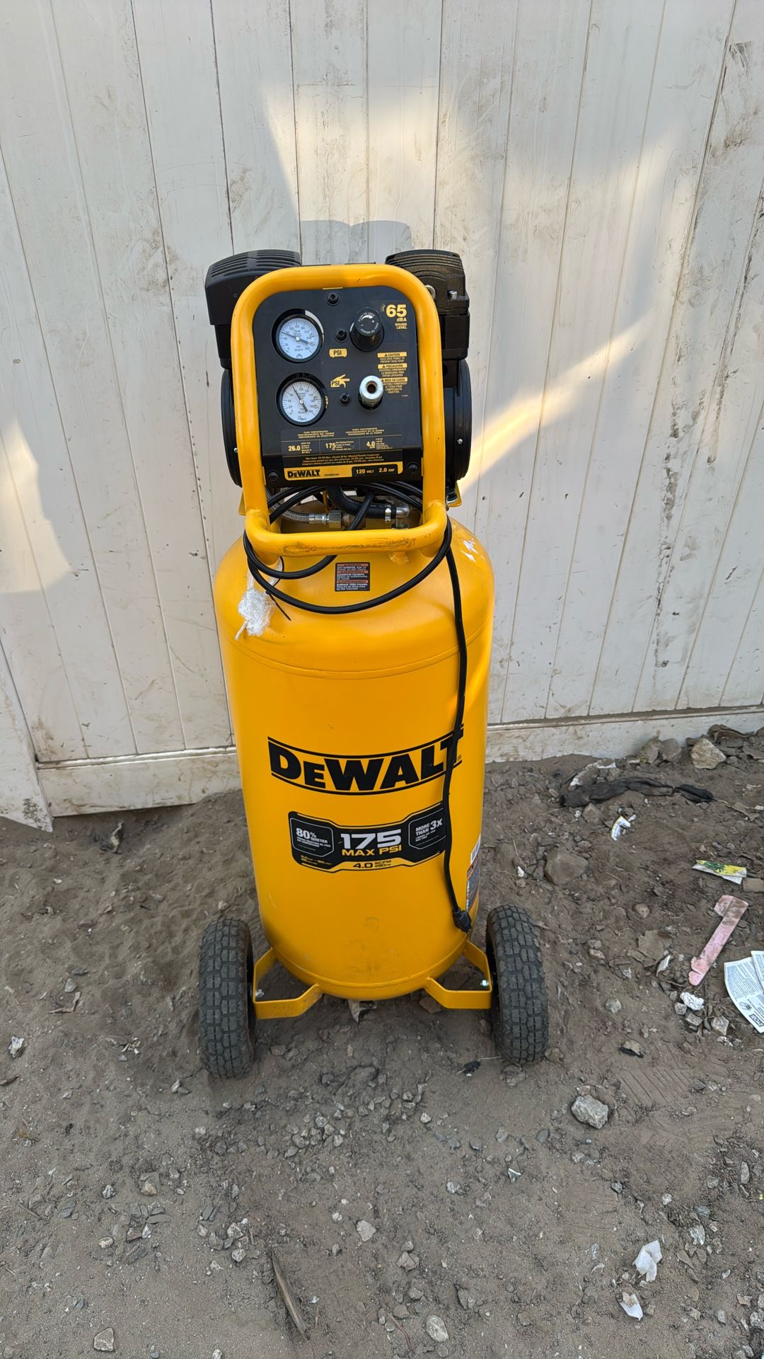 Dewalt Compressor 26 G