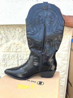 Mug Round Toe Faux Suede Stacked