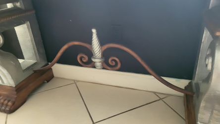 Console Table Entry Table 