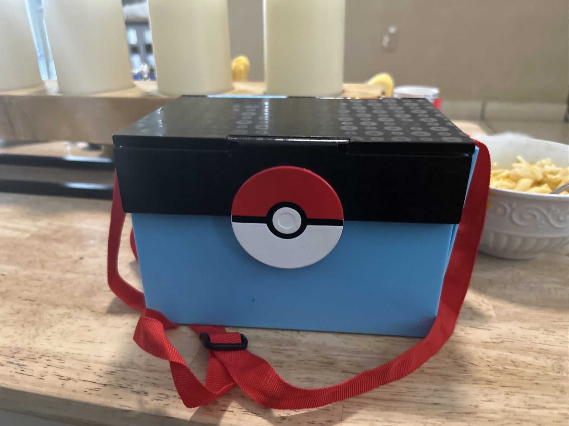 Pokémon Carrying Case