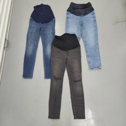 Maternity Bundle Jeans Size 25 