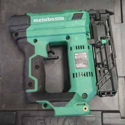 Metabo HPT 1-3/8-in 23 -Gauge Cordless P0in Nailer (Tool Only) #7080