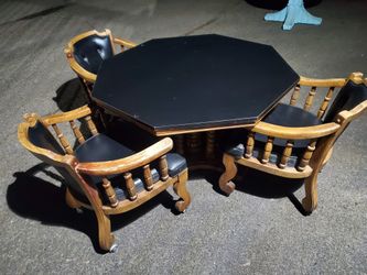 Leather Table And Chairs 