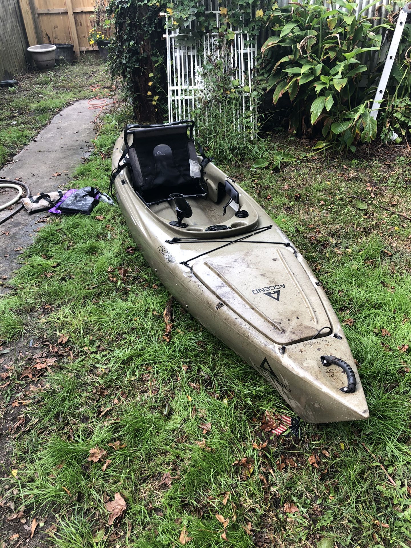 Ascend fs12 sit in kayak for Sale in Norfolk, VA - OfferUp