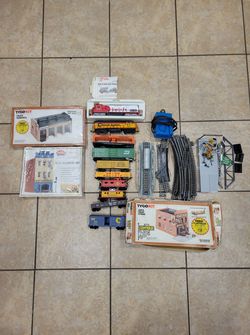 HO Scale Model Train Set Lot with Tyco Kits