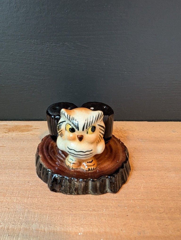 Vintage Owls Salt And Pepper Shakers 