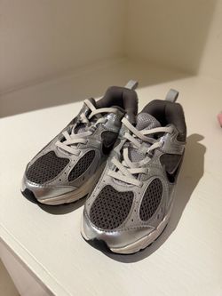Nike Silver Gray Kids Sneakers