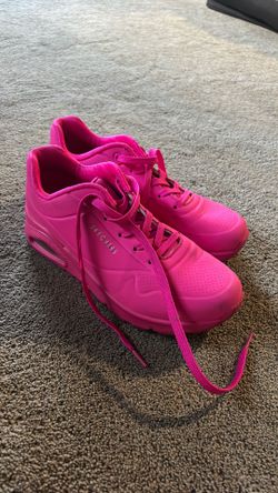 Hot Pink Sketcher UNO Stand On Air 