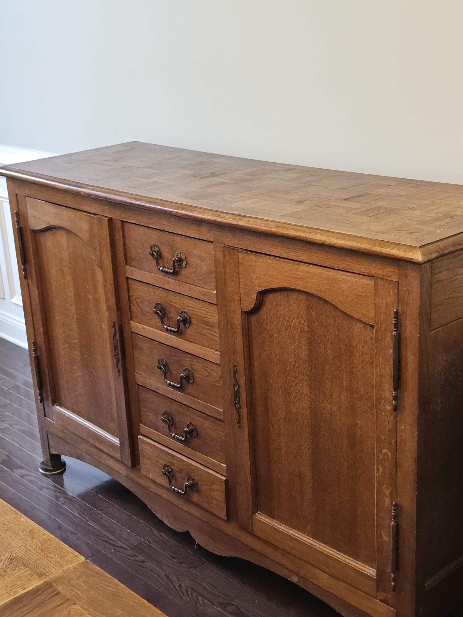 Antique sideboard Bordeaux  
