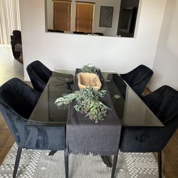 Dining Table Like New 