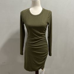Dress Stretch Long Sleve  Small