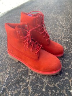 Timberlands red 51/2