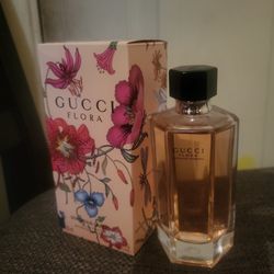 Gucci Flora - Gorgeous Gardenia Perfume