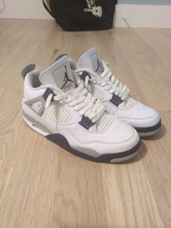Jordan 4 midnight navy size 9