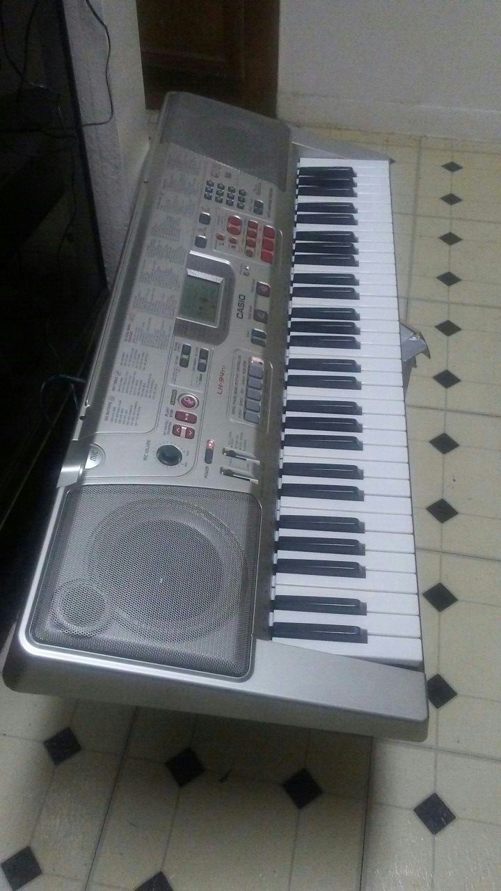 61 KEY CASIO LK94TV KEYBOARD for Sale in Dallas, TX OfferUp